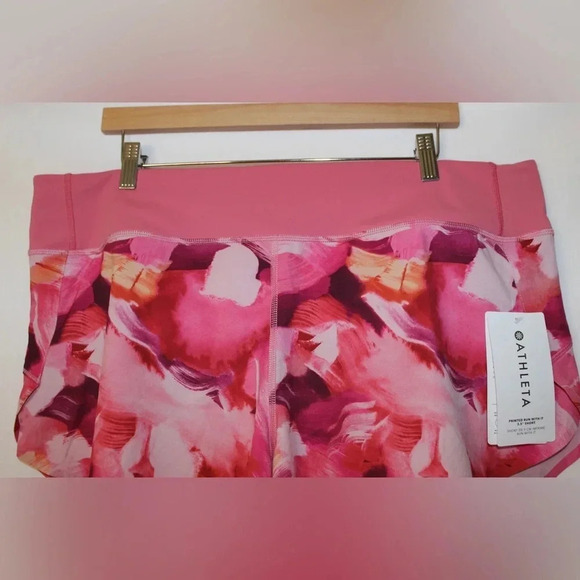 NWT Athleta Printer Run with It 3.5” Shorts Size XL - Picture 3 of 13